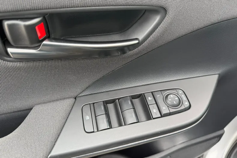 Toyota C-HR din 2025 cu 8.274 km - oferta TOY193301 - foto 10