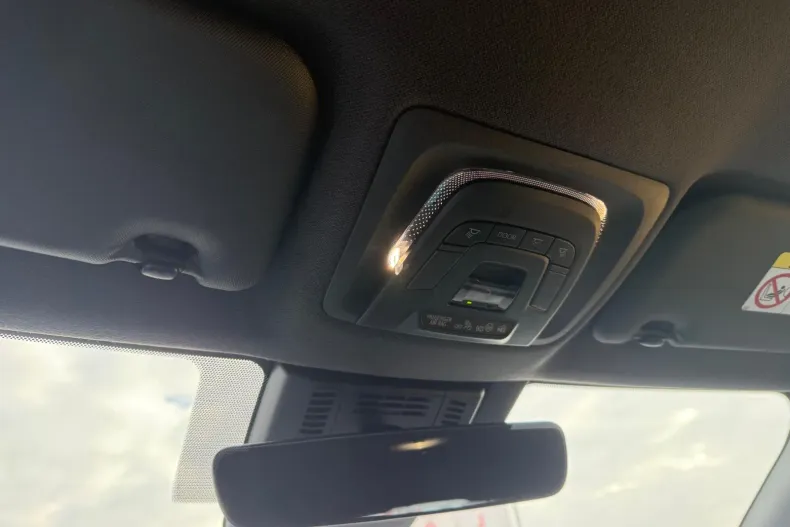 Toyota C-HR din 2025 cu 8.274 km - oferta TOY193301 - foto 26