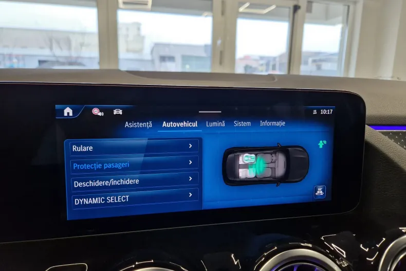 Mercedes-Benz GLA din 2025 cu 4.840 km - oferta MER193306 - foto 35