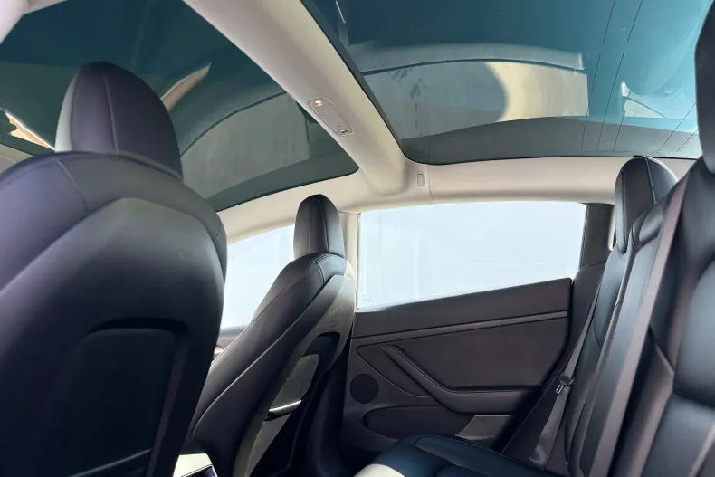 Tesla Model 3 din 2022 cu 80.208 km - oferta TES193308 - foto 16