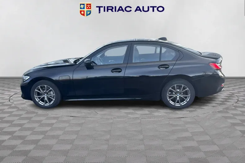 BMW 330e (Seria 3) din 2020 cu 75.957 km - oferta BMW193312 - foto 2