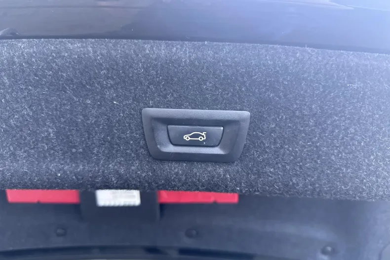 BMW 330e (Seria 3) din 2020 cu 75.957 km - oferta BMW193312 - foto 23