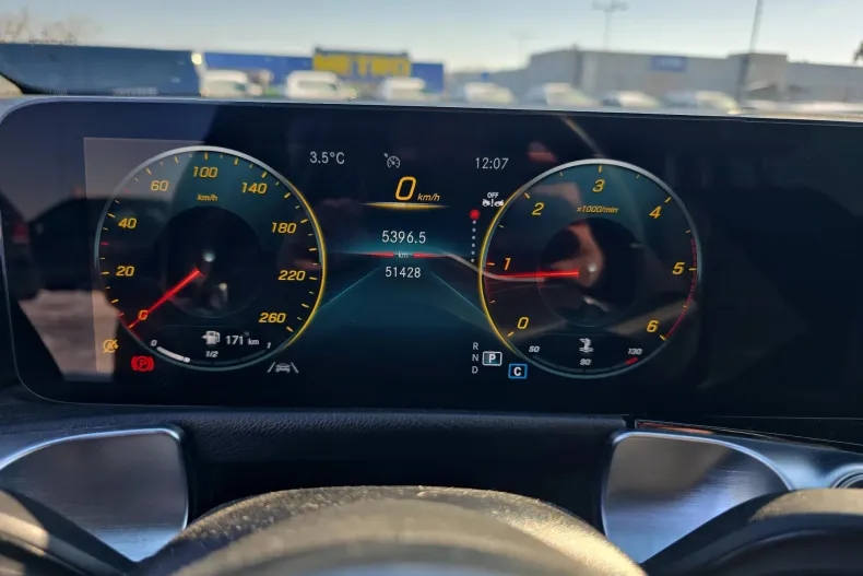 Mercedes-Benz GLB din 2022 cu 51.426 km - oferta MER193314 - foto 12