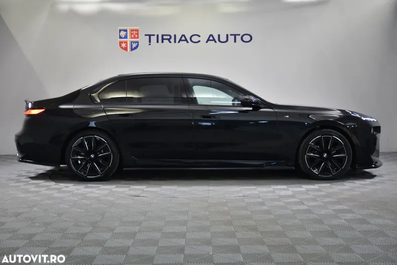 BMW 740d (Seria 7) din 2024 cu 22.054 km - oferta BMW193315 - foto 6