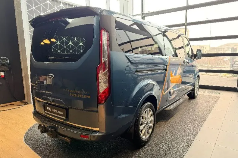 Ford Tourneo Custom din 2020 cu 83.627 km - oferta FOR193324 - foto 3