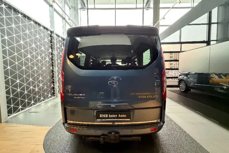 Ford Tourneo Custom din 2020 cu 83.627 km - oferta FOR193324 - foto 4