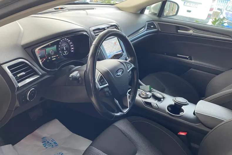 Ford Mondeo din 2021 cu 79.800 km - oferta FOR193325 - foto 8
