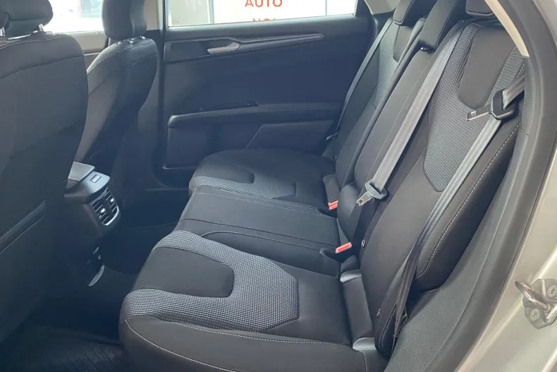 Ford Mondeo din 2021 cu 79.800 km - oferta FOR193325 - foto 12