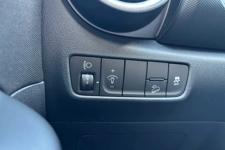 Hyundai Kona din 2022 cu 96.000 km - oferta HYU193343 - foto 20