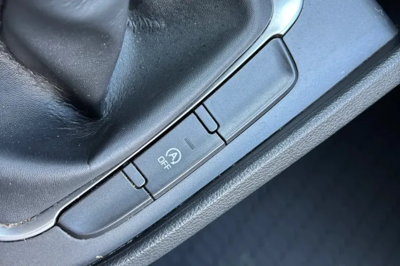 Hyundai Kona din 2022 cu 96.000 km - oferta HYU193343 - foto 21