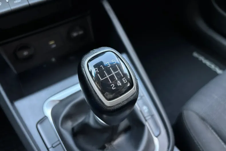 Hyundai Kona din 2022 cu 96.000 km - oferta HYU193343 - foto 24