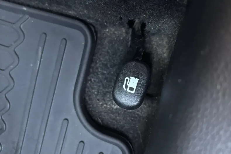 Hyundai Kona din 2022 cu 96.000 km - oferta HYU193343 - foto 31