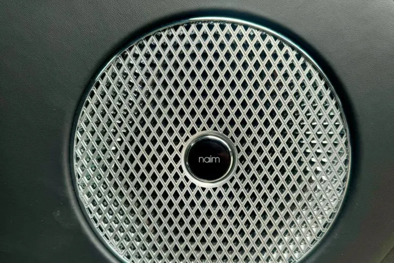 Bentley Bentayga din 2022 cu 31.800 km - oferta BEN193347 - foto 16