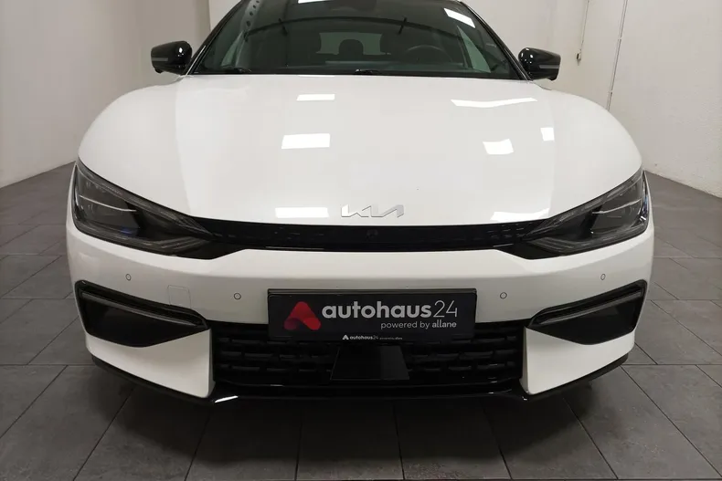 Kia EV6 din 2023 cu 28.480 km - oferta KIA193348 - foto 2