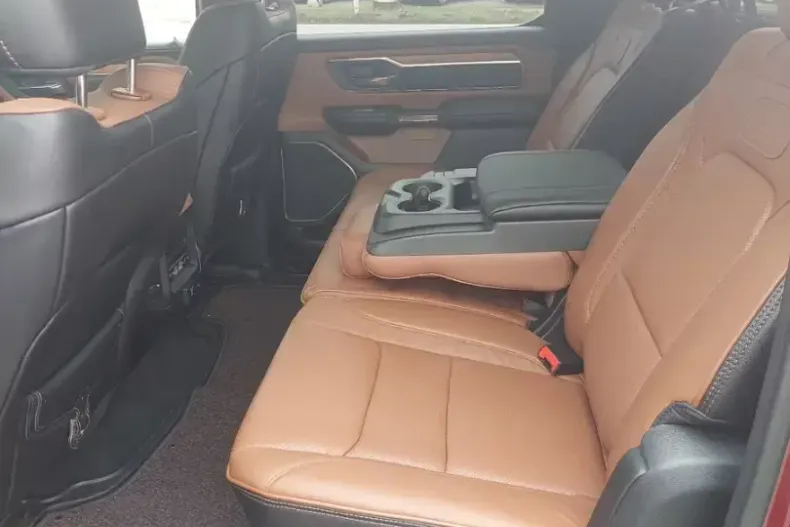 Dodge RAM din 2026 cu 50 km - oferta DOD193350 - foto 3