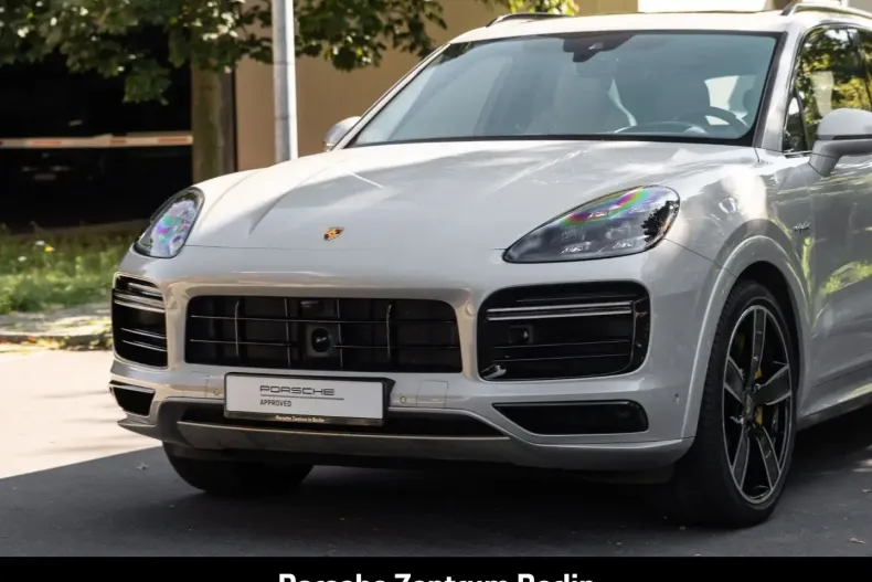 Porsche Cayenne din 2023 cu 46.711 km - oferta POR193355 - foto 10
