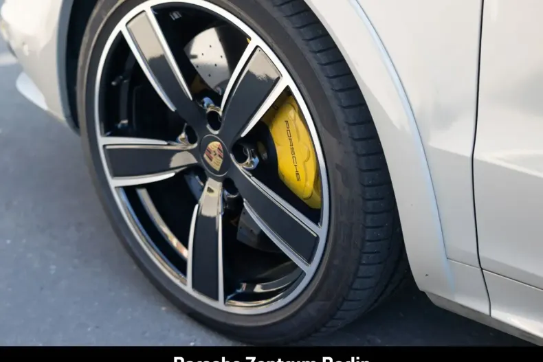 Porsche Cayenne din 2023 cu 46.711 km - oferta POR193355 - foto 17