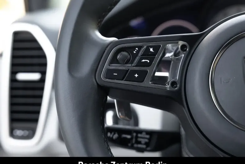 Porsche Cayenne din 2023 cu 46.711 km - oferta POR193355 - foto 29