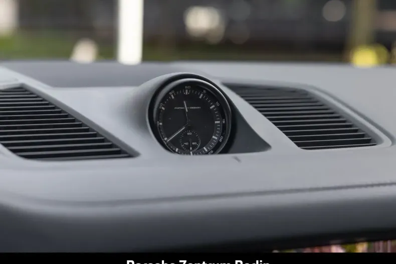 Porsche Cayenne din 2023 cu 46.711 km - oferta POR193355 - foto 31