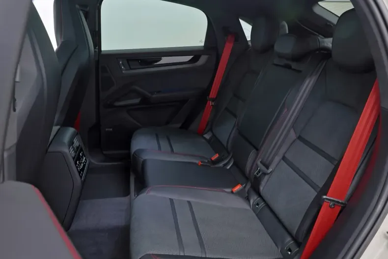 Porsche Cayenne din 2024 cu 16.800 km - oferta POR193356 - foto 22