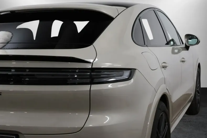 Porsche Cayenne din 2024 cu 16.800 km - oferta POR193356 - foto 27