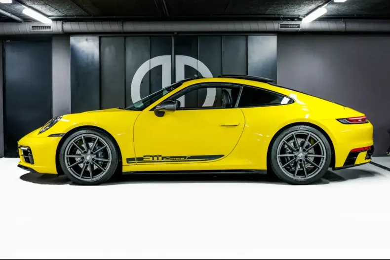 Porsche 911 din 2023 cu 11.000 km - oferta POR193358 - foto 2