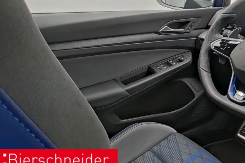 Volkswagen Golf din 2025 cu 15.480 km - oferta VOL193359 - foto 11