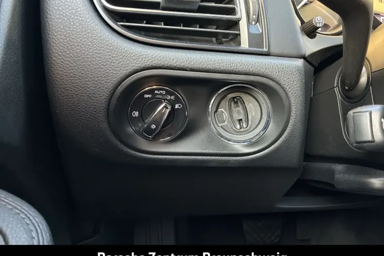 Porsche Macan din 2023 cu 55.999 km - oferta POR193360 - foto 18