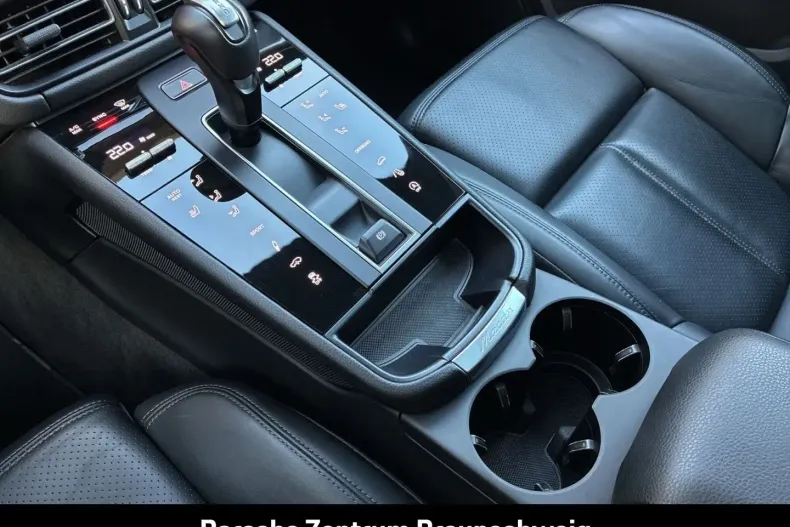 Porsche Macan din 2023 cu 55.999 km - oferta POR193360 - foto 26