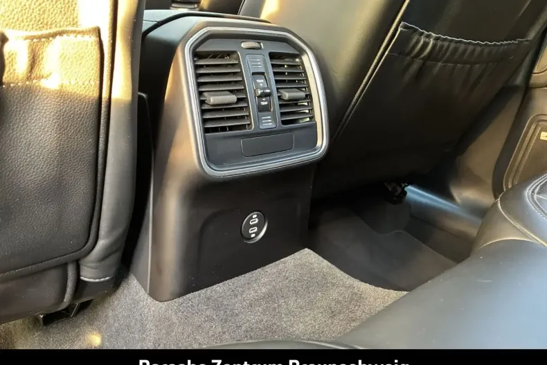 Porsche Macan din 2023 cu 55.999 km - oferta POR193360 - foto 28