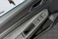 Volkswagen Golf din 2024 cu 16.975 km - oferta VOL193364 - foto 12