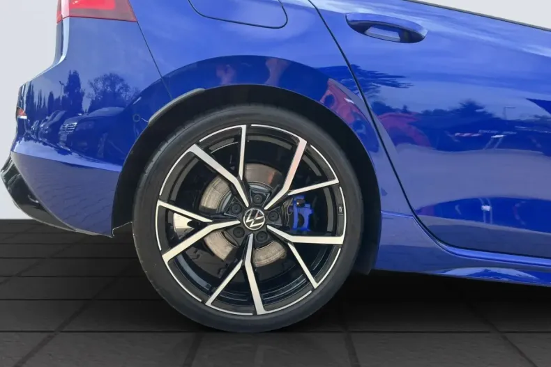 Volkswagen Golf din 2024 cu 16.975 km - oferta VOL193364 - foto 20