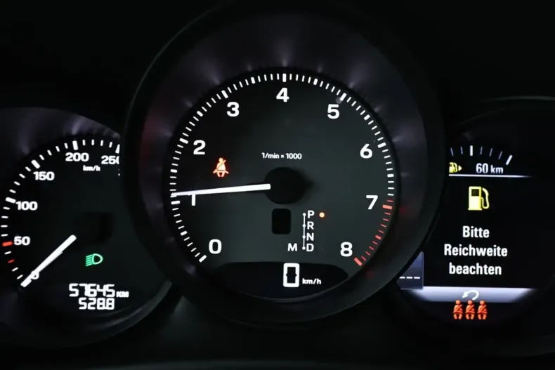 Porsche Macan din 2022 cu 57.585 km - oferta POR193365 - foto 7