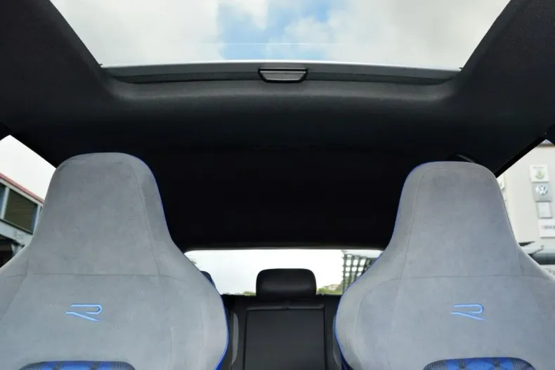 Volkswagen Golf din 2024 cu 20.300 km - oferta VOL193368 - foto 17