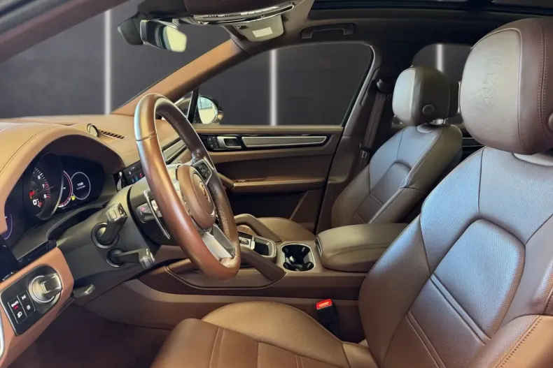 Porsche Cayenne din 2023 cu 43.887 km - oferta POR193374 - foto 11