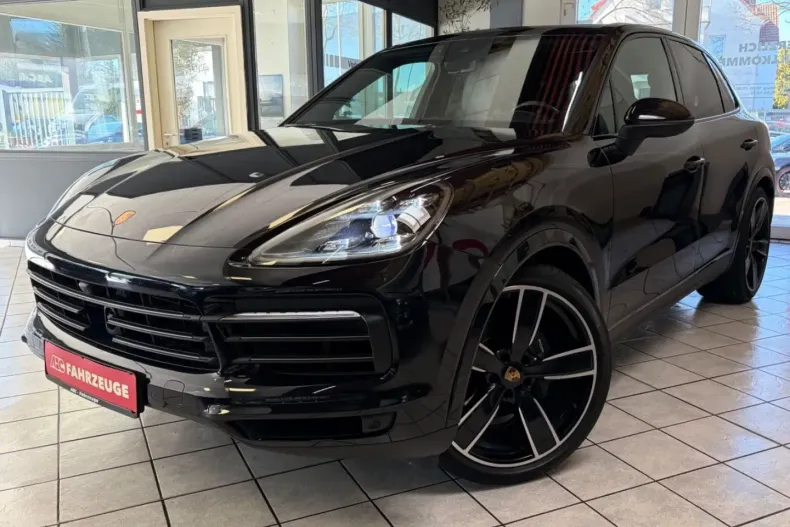 Porsche Cayenne din 2022 cu 72.000 km - oferta POR193376 - foto 1
