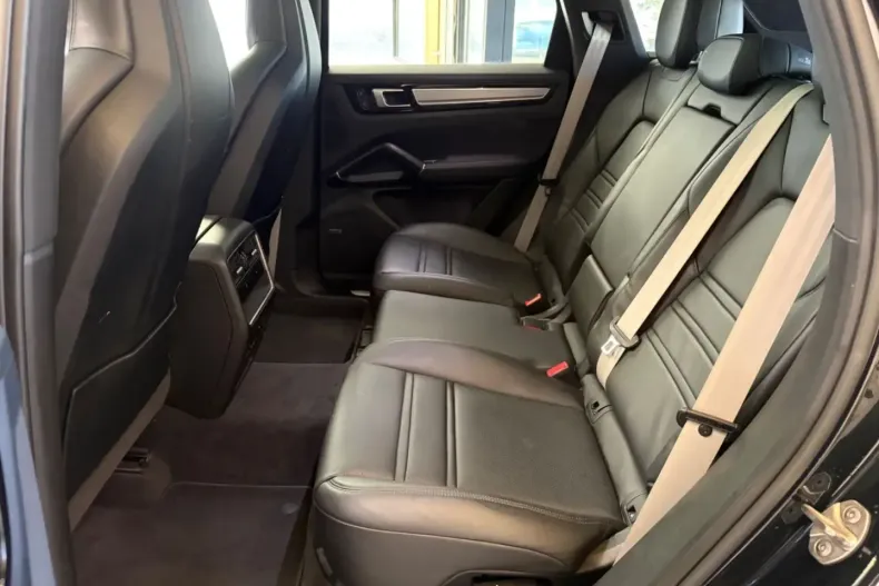 Porsche Cayenne din 2022 cu 72.000 km - oferta POR193376 - foto 16