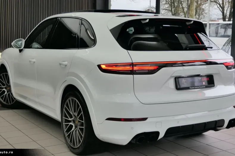 Porsche Cayenne din 2022 cu 72.000 km - oferta POR193377 - foto 3