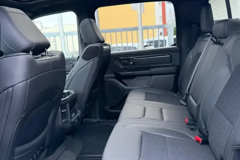 Dodge RAM din 2024 cu 22.842 km - oferta DOD193380 - foto 12