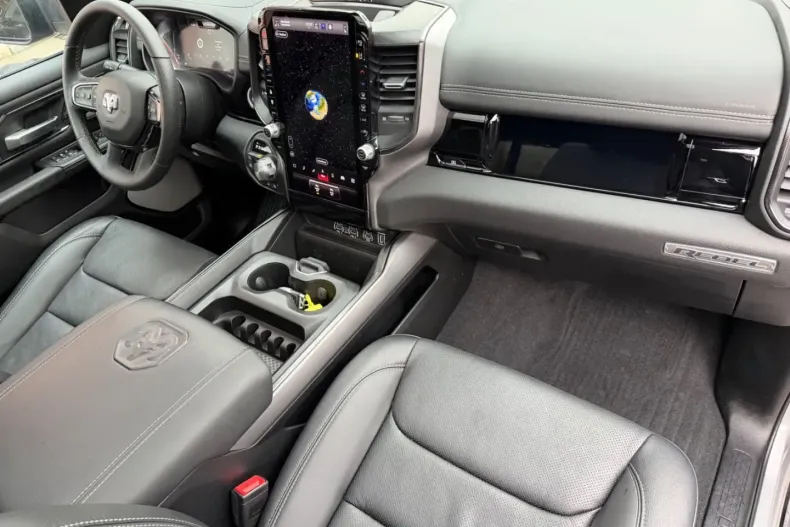 Dodge RAM din 2024 cu 20.000 km - oferta DOD193385 - foto 3