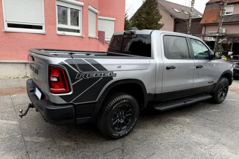 Dodge RAM din 2024 cu 20.000 km - oferta DOD193385 - foto 4