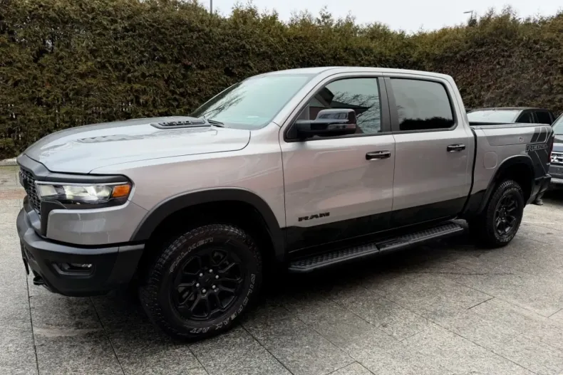 Dodge RAM din 2024 cu 20.000 km - oferta DOD193385 - foto 8