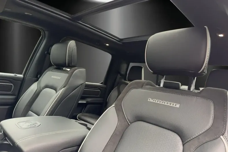 Dodge RAM din 2024 cu 24.990 km - oferta DOD193386 - foto 2