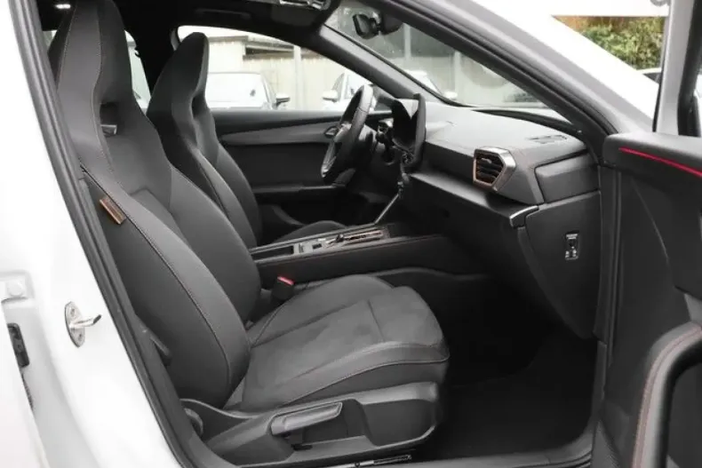 Cupra Formentor din 2025 cu 10.630 km - oferta CUP193390 - foto 3