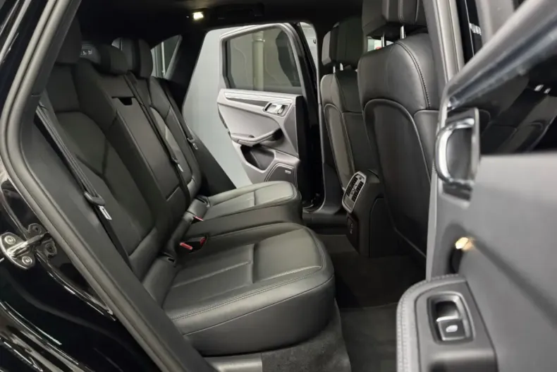 Porsche Macan din 2022 cu 65.600 km - oferta POR193397 - foto 23