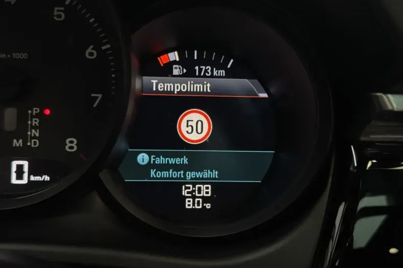 Porsche Macan din 2022 cu 65.600 km - oferta POR193397 - foto 31