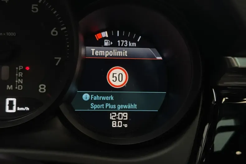 Porsche Macan din 2022 cu 65.600 km - oferta POR193397 - foto 32