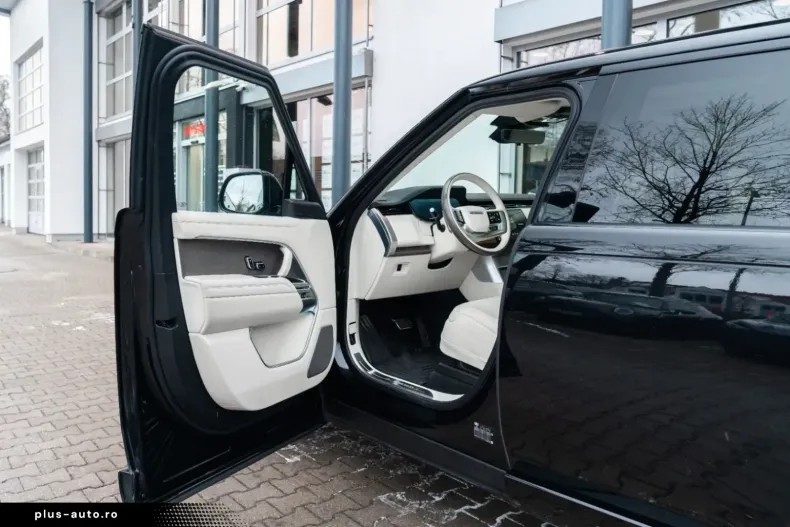 Land Rover Range Rover din 2024 cu 44.280 km - oferta LAN193402 - foto 9