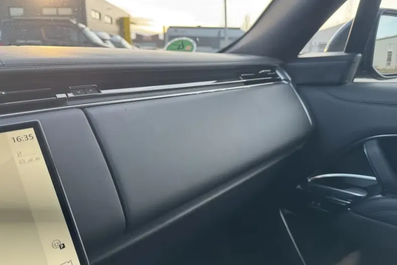 Land Rover Range Rover din 2022 cu 62.900 km - oferta LAN193403 - foto 18