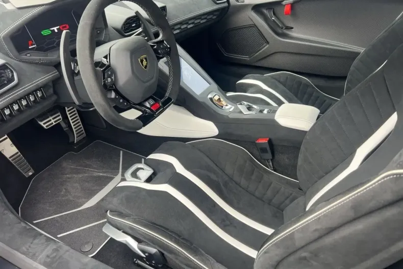 Lamborghini Huracán din 2024 cu 2.242 km - oferta LAM193416 - foto 8